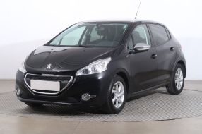 Peugeot 208 - 2015