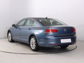 Volkswagen Passat - 2015