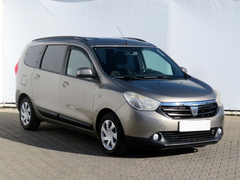 Dacia Lodgy - 2013