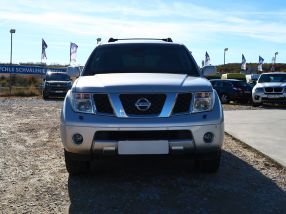 Nissan Pathfinder - 2006