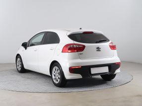 Kia Rio - 2016