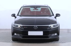 Volkswagen Passat - 2015