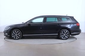 Volkswagen Passat - 2015