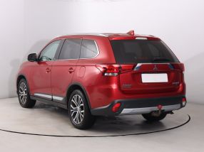 Mitsubishi Outlander - 2017