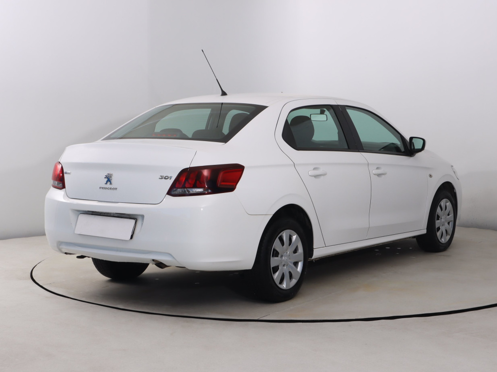 Peugeot 301
