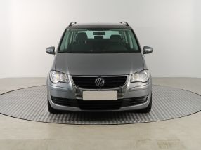 Volkswagen Touran - 2010