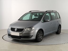 Volkswagen Touran - 2010