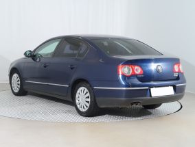Volkswagen Passat - 2008