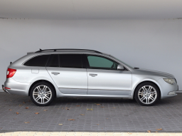 Škoda Superb 2010