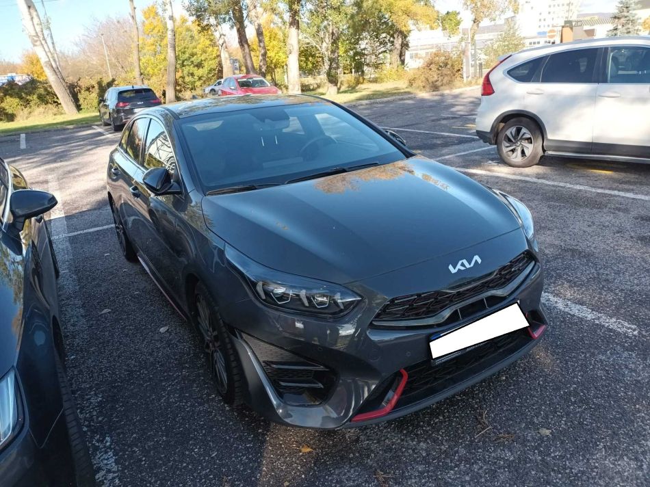 Kia ProCeed - 2023