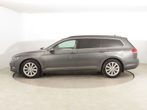 Volkswagen Passat - 2015