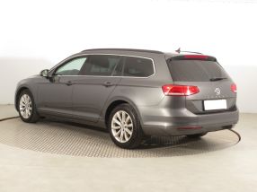 Volkswagen Passat - 2015