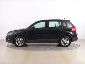 Volkswagen Tiguan - 2015
