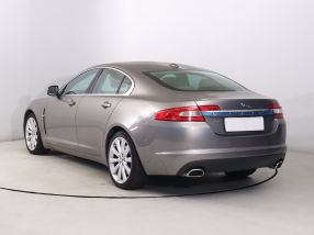 Jaguar XF - 2010