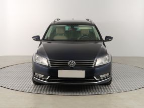Volkswagen Passat - 2012