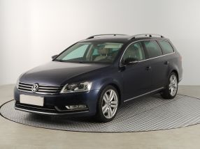 Volkswagen Passat - 2012