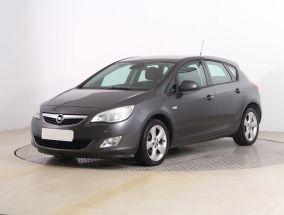 Opel Astra - 2010