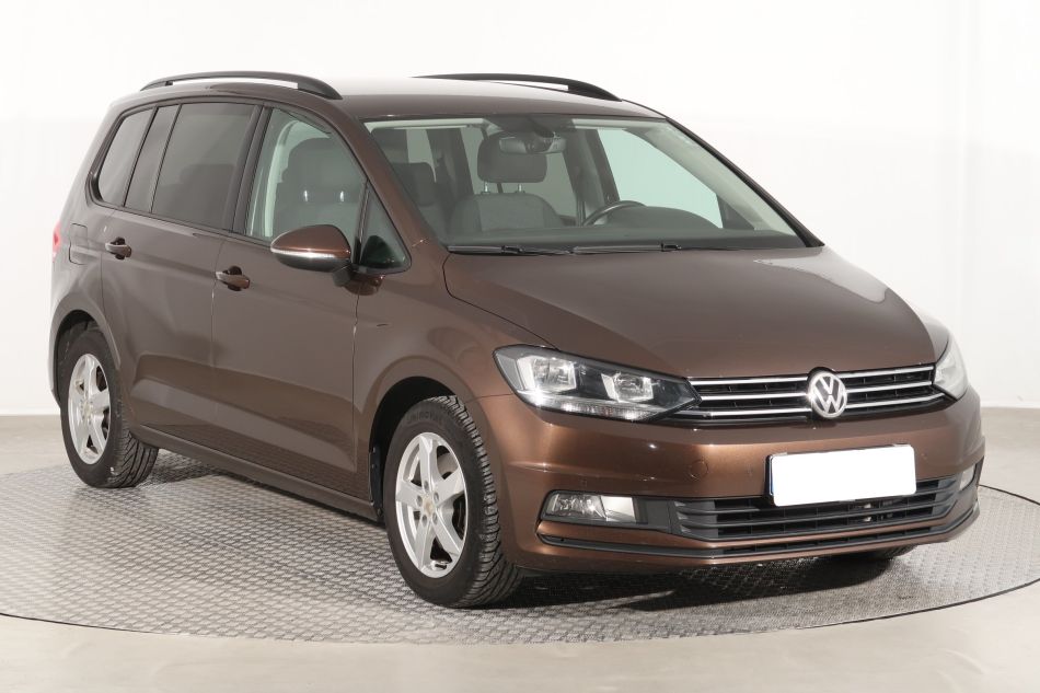 Volkswagen Touran - 2016