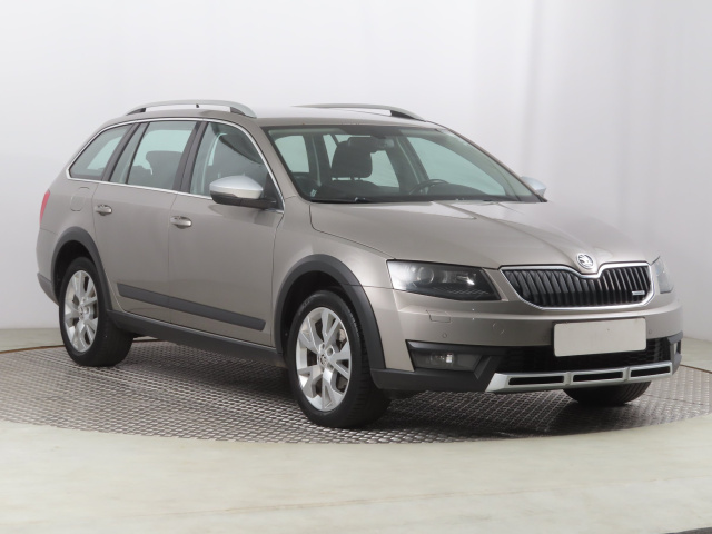 Škoda Octavia Scout 2016
