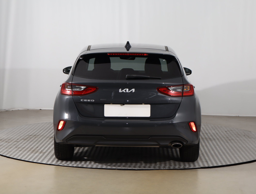Kia Ceed, 2025