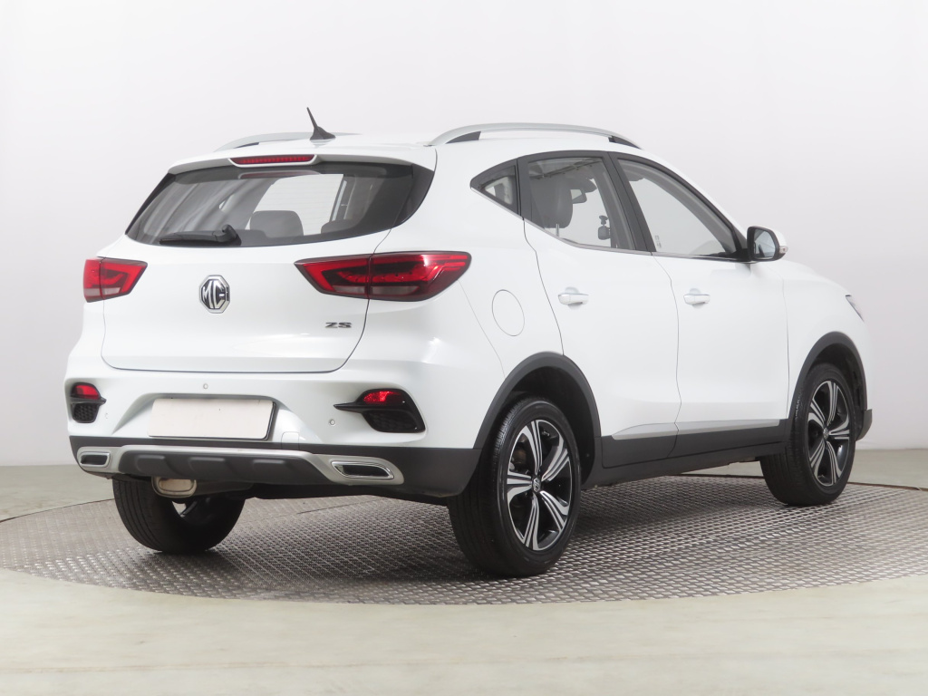 MG ZS SUV
