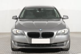 BMW 5 - 2011