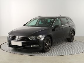Volkswagen Passat - 2015