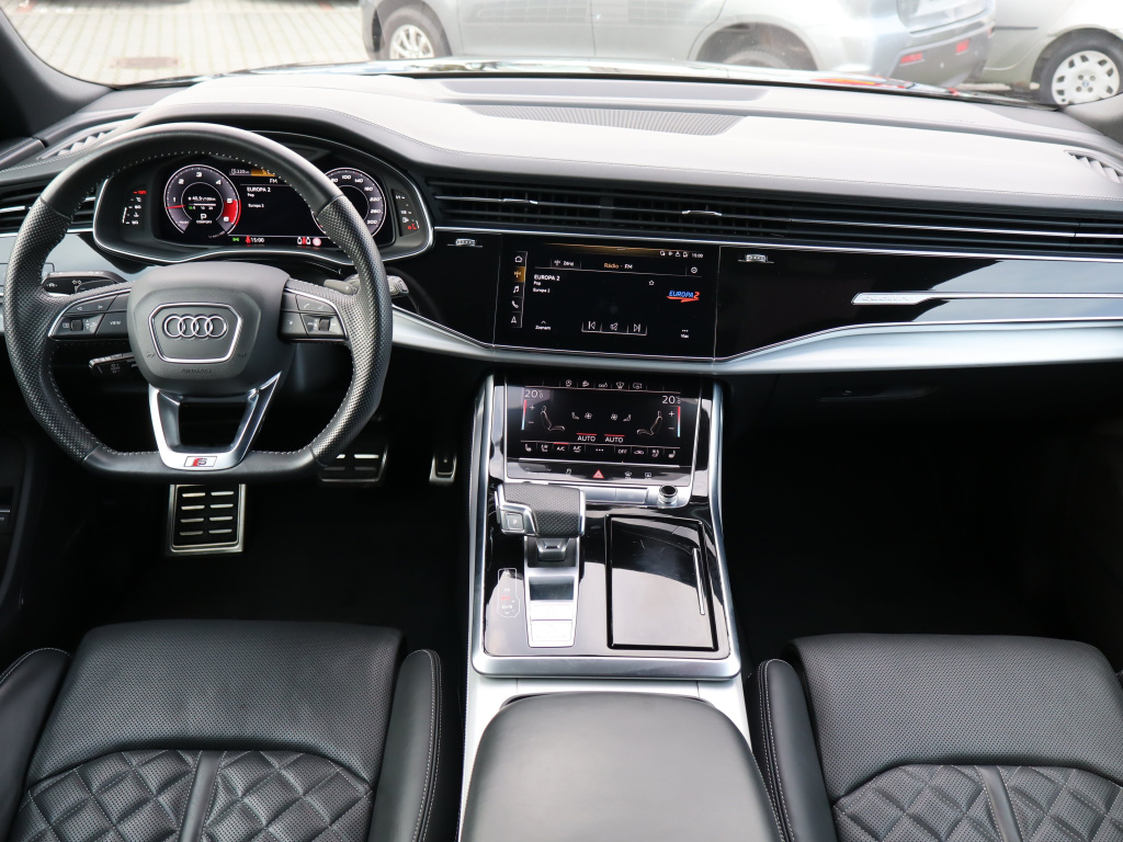 Audi SQ8