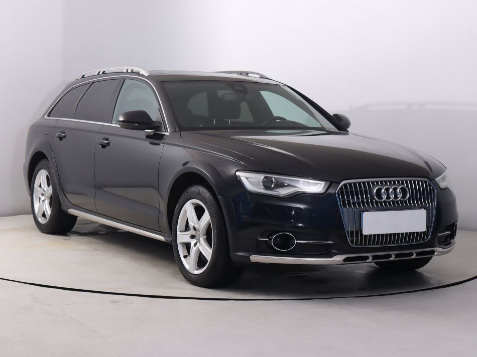 Audi Allroad - 2014