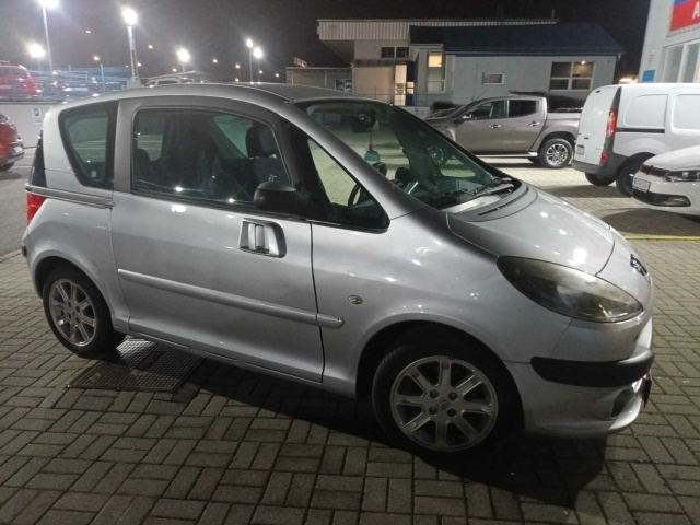 Peugeot 1007 2006