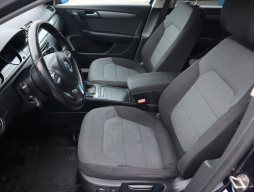 Volkswagen Passat 2012