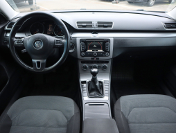 Volkswagen Passat 2012