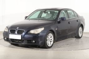 BMW 5 - 2004