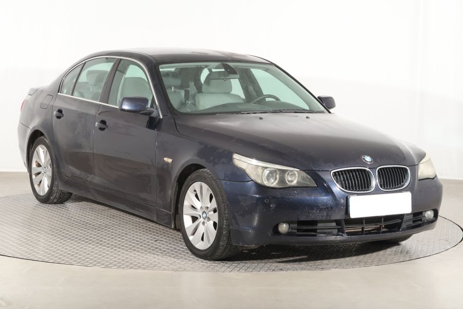 BMW 5 - 2004
