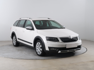 Škoda Octavia Scout, 2014