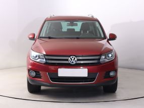 Volkswagen Tiguan - 2011