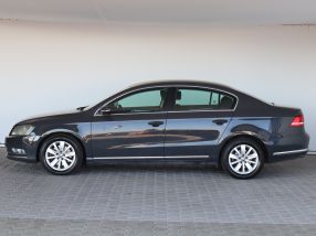 Volkswagen Passat - 2012