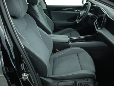 Volkswagen Passat - 2024