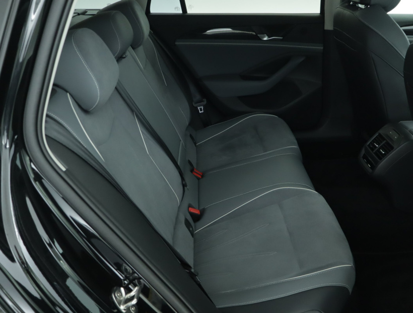 Volkswagen Passat, 2024