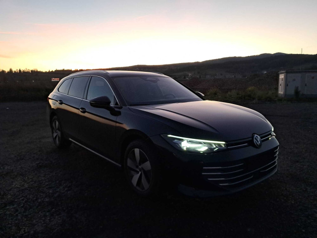 Volkswagen Passat 2024