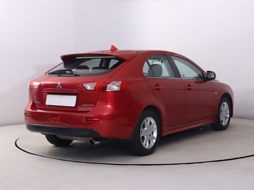 Mitsubishi Lancer
