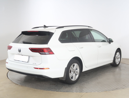 Volkswagen Golf 1.5 eTSI