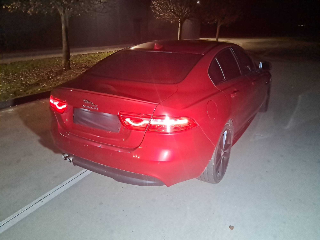 Jaguar XE