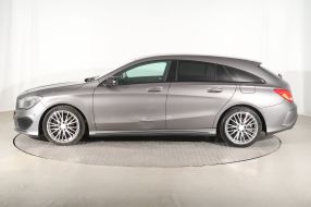 Mercedes-Benz CLA - 2016