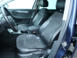 Volkswagen Passat 2011