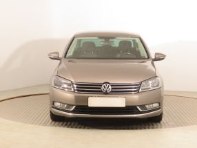Volkswagen Passat - 2012