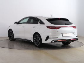 Kia ProCeed - 2022