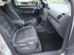 Volkswagen Touran 2011