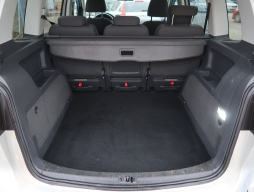 Volkswagen Touran 2011