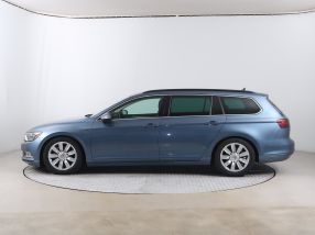 Volkswagen Passat - 2015
